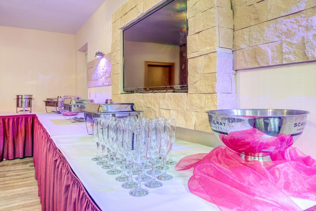 Hotel-Restaurant Thueringer Hof Бад-Франкенхаузен-Кифхойзер Экстерьер фото